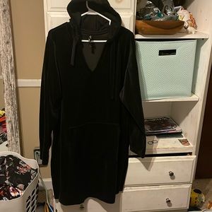 Size 3 Torrid Black Velvet Hooded Sleep Dress